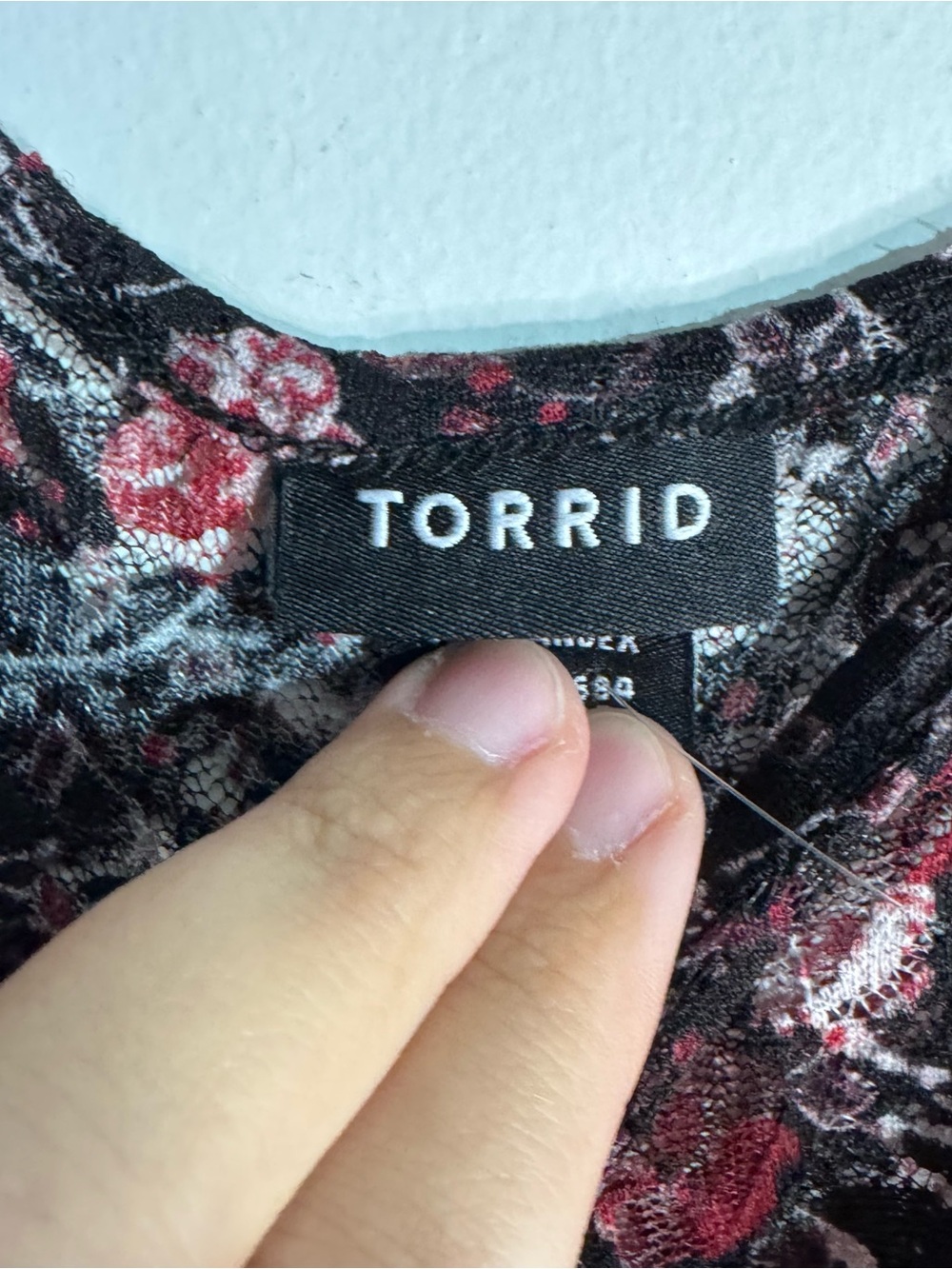 Torrid Size 4 Black Pink Floral Lace Tunic Top Sheer Mesh Overlay Plus Size 4X - Picture 5 of 7